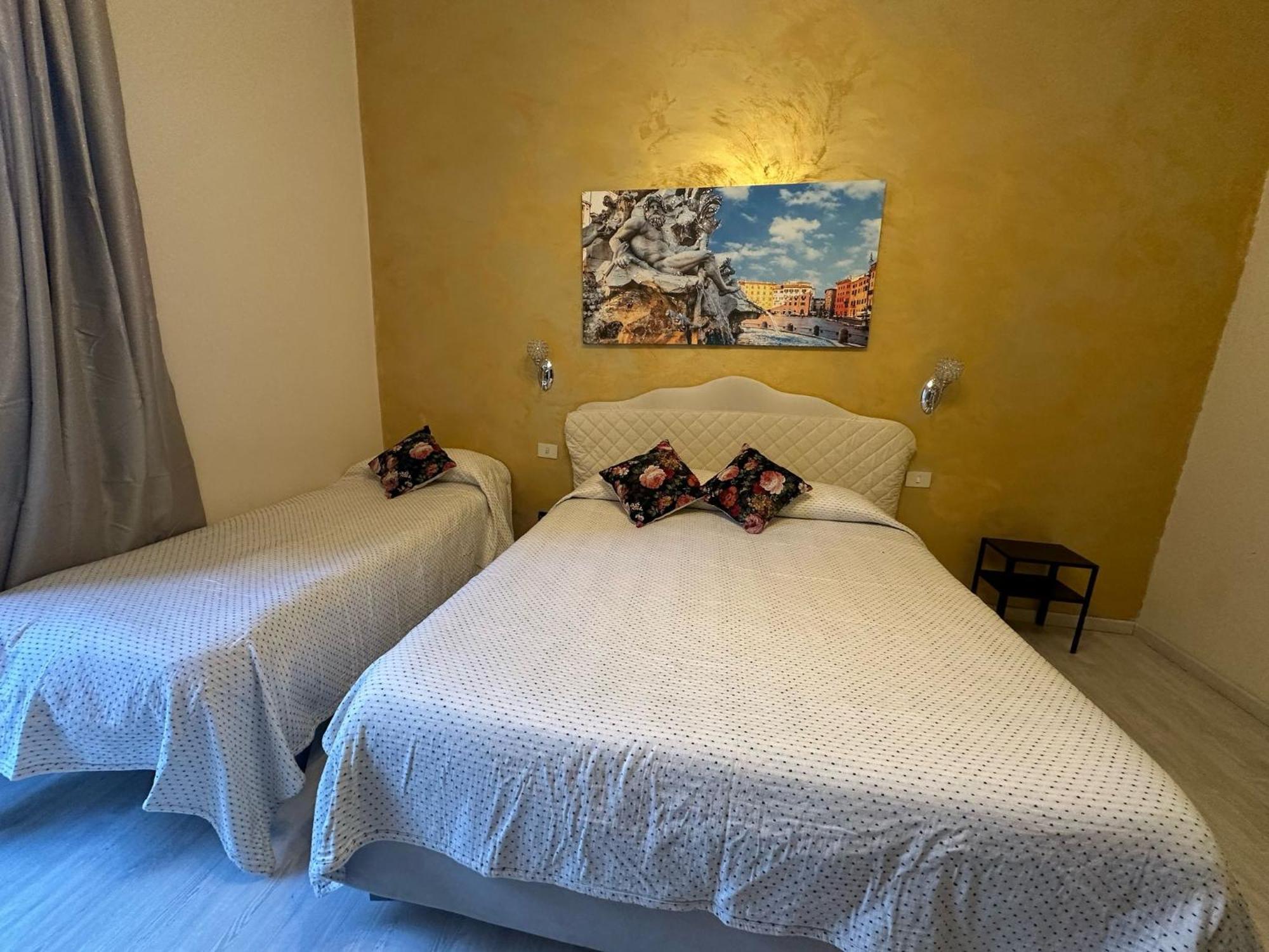 רומא Marcelina Holidays Rooms מראה חיצוני תמונה