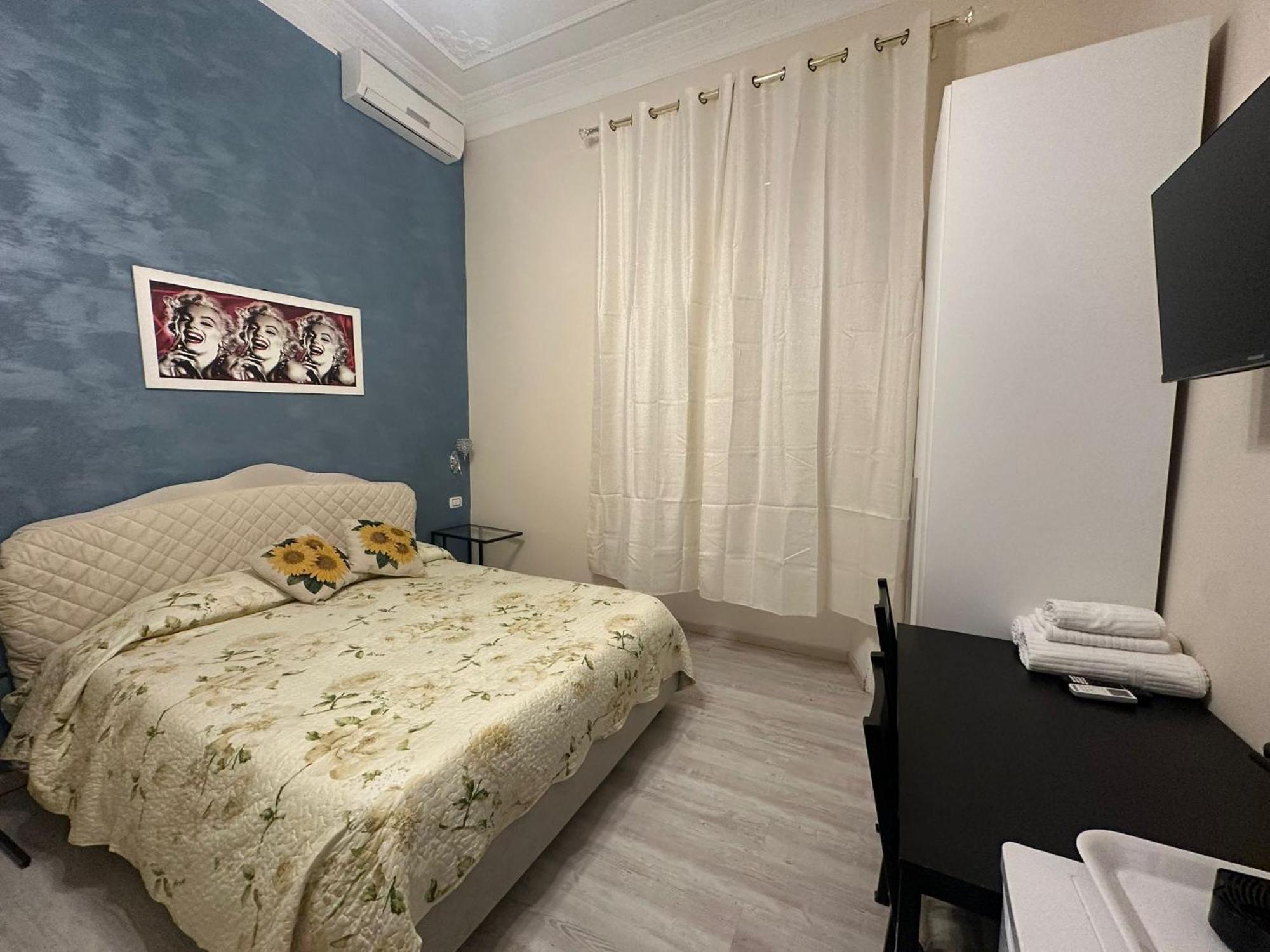 רומא Marcelina Holidays Rooms מראה חיצוני תמונה